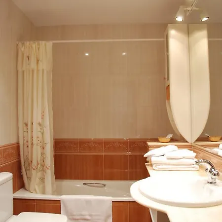 Pensio Viladomat Girona