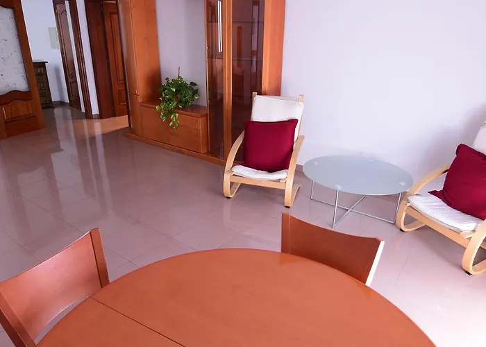 Pensio Viladomat * Girona