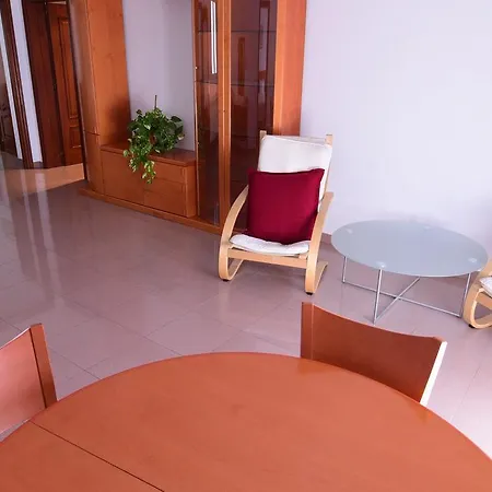 Pensio Viladomat * Girona